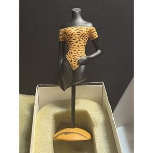 WILLITTS DESIGN....THE LATEST THING *ANIMAL INSTINCT*‎ WITH CERT OF AUTH